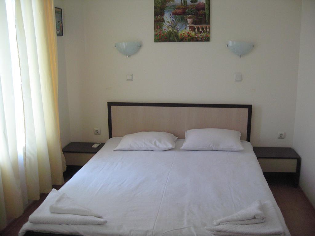 Chateau Aheloy Hotel Pomorie Exterior foto